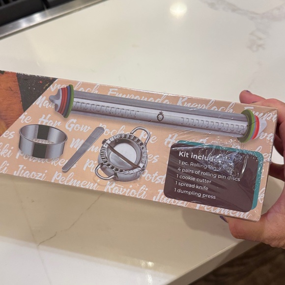 Dumpling Making Kit - Picture 3 of 4